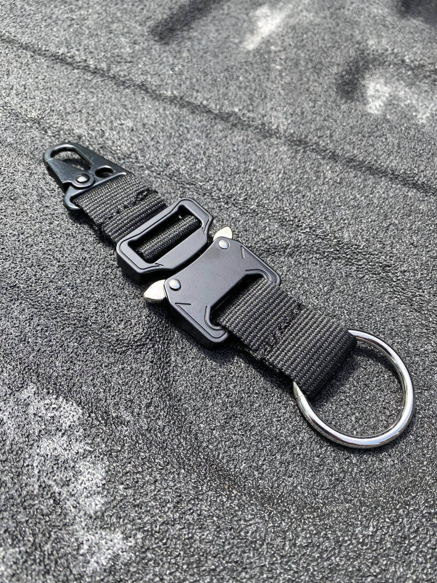 FOXTAC KEYCHAIN - BLACK