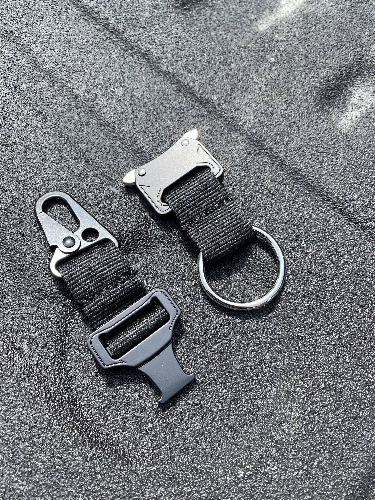 FOXTAC KEYCHAIN - BLACK